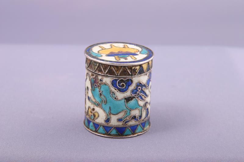 Cloisonné Opium Box with Lion Dogs