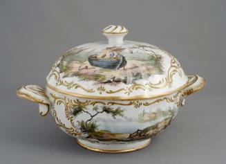 H÷chst Two-handled Bowl with Cover