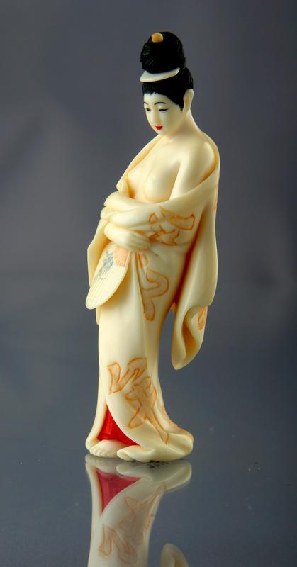 Netsuke of a Young Beauty