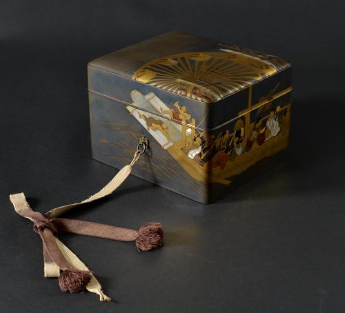 Lacquer box