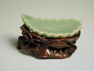 Leaf Shaped Sweetmeat Dish