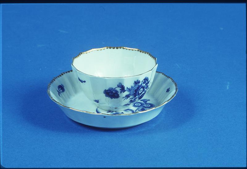 Tea Bowl & Saucer