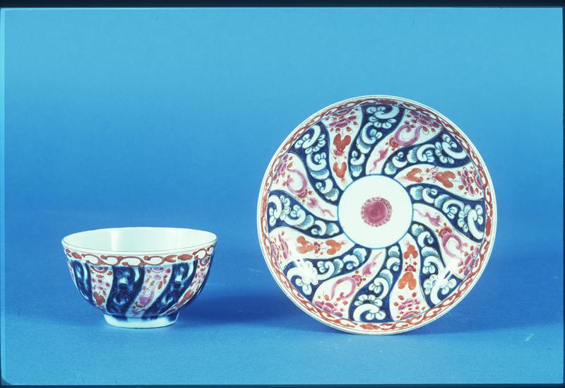 Tea Bowl & Saucer