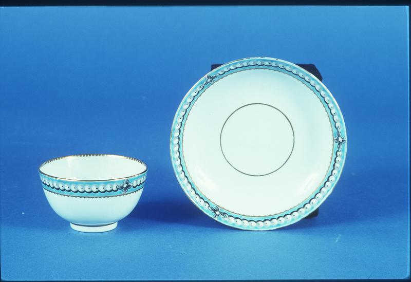 Tea Bowl & Saucer