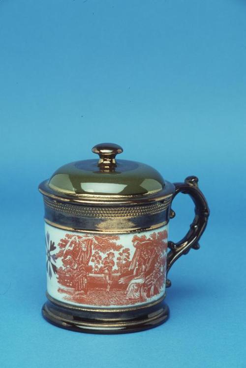 Earthenware Leeds Mug with Garden Scene Motif and Copper Lustre Rims with lid