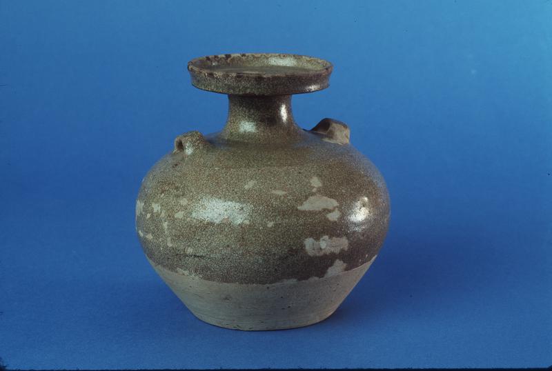 Round Bodied Jar with a Large Flat Circular Lip