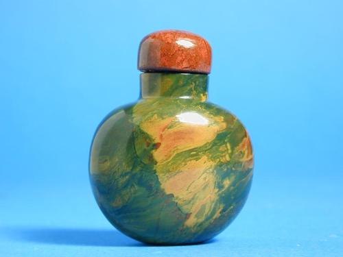 Dark Green Jasper Snuff Bottle