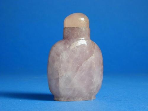 Pale Amethyst Snuff Bottle